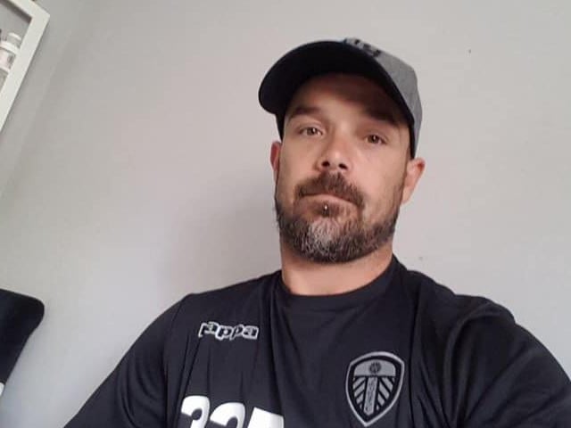 Donna Winterbourne, said: "My brother lee Parkinson 1/2/81. THE BIG 40."