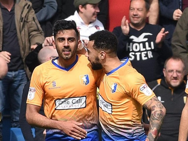 Mal's magic puts Stags ahead.