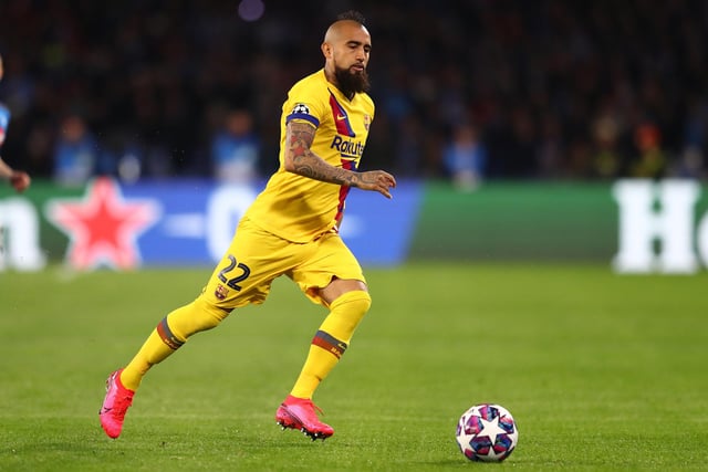 Newcastle could make a bid for Barcelona and Chile midfielder Arturo Vidal. The 32-year-old is said to be keen on the move if the Magpies replace current boss Steve Bruce with Max Allegri. (Mundo Deportivo)