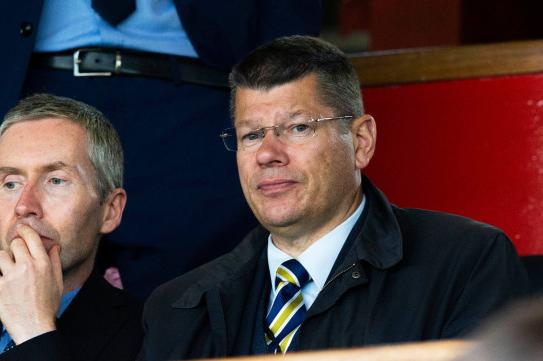 The SPFL will contact all 42 member clubs for views on contingency plans and a strategy for prizes and titles if COVID-19 forces another football closedown and incomplete season (BBC)