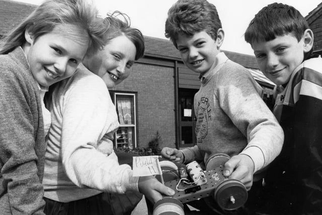 Buxton Advertiser archive, 1990, young engineers at Taxal and Fernilee Primary