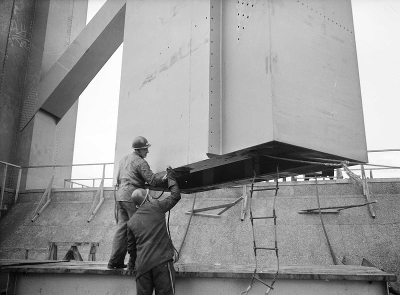 More work on the bridge in the early 1960s.