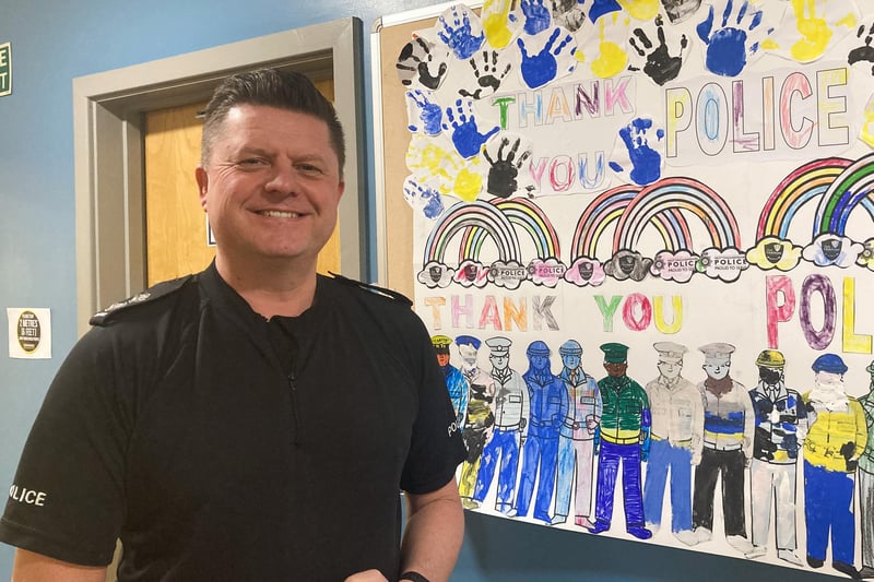 Insp Nick Butler, district commander for Mansfield, says High Oakham Primary School 'cheered us all up and even brought a tear to a few eyes'.
