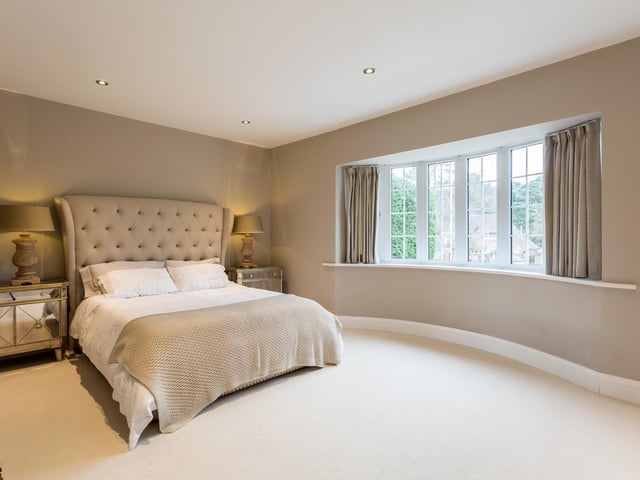 The master bedroom is to the ground floor.