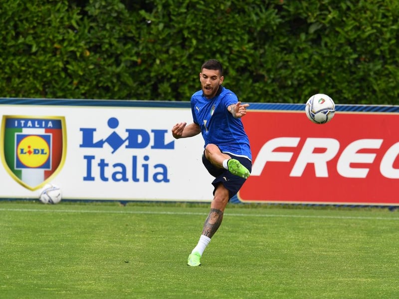 Reports from Italy suggest Liverpool have moved to replace outgoing midfielder Georginio Wijnaldum, and have made an offer for in the region of £26m for Roma star Lorenzo Pellegrini. He'll be featuring at Euro 2020 for Italy. (Corriere dello Sport)
(Photo by Claudio Villa/Getty Images)