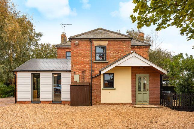 The property is located in a quiet, rural location with no near neighbours
