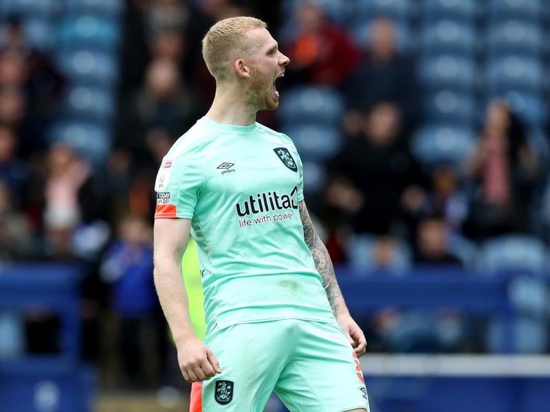 £10 million-rated Lewis O’Brien wants to join Marcelo Bielsa’s Leeds United this summer but the Premier League giants have yet to hammer out a deal with current club Huddersfield Town. (The Sun)
(Photo by George Wood/Getty Images)