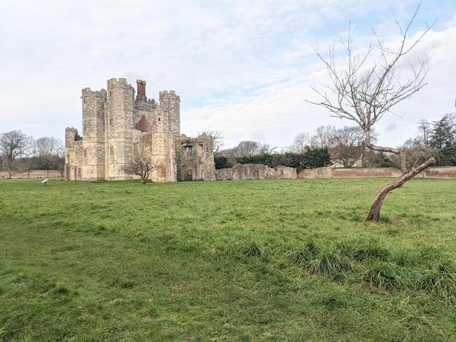 Residents of west Fareham are able to easily walk to Titchfield Abbey and enjoy looking at the historical site, or wandering through the surrounding fields.