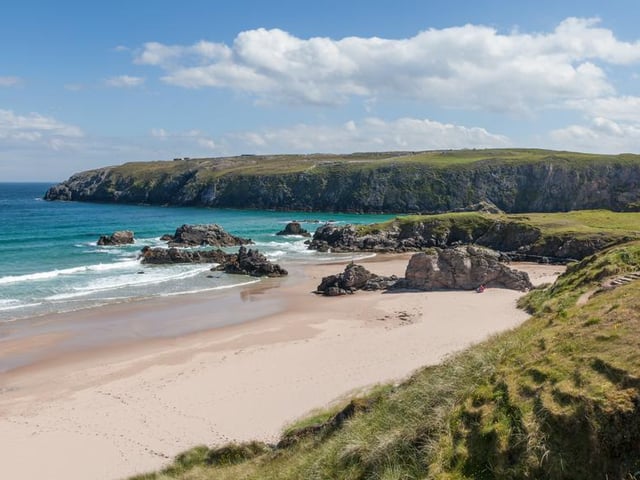 “We were totally surprised to find such wonderful and beautiful beaches in Durness. Good or bad weather the pictures are perfect. Great views, nice sandy beaches and what an amazing color the water has.”