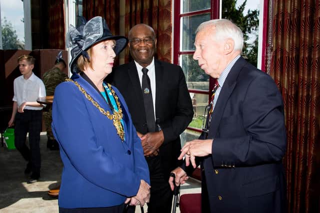 Lord Mayor Gail Smith and Colonel Richard Elliott