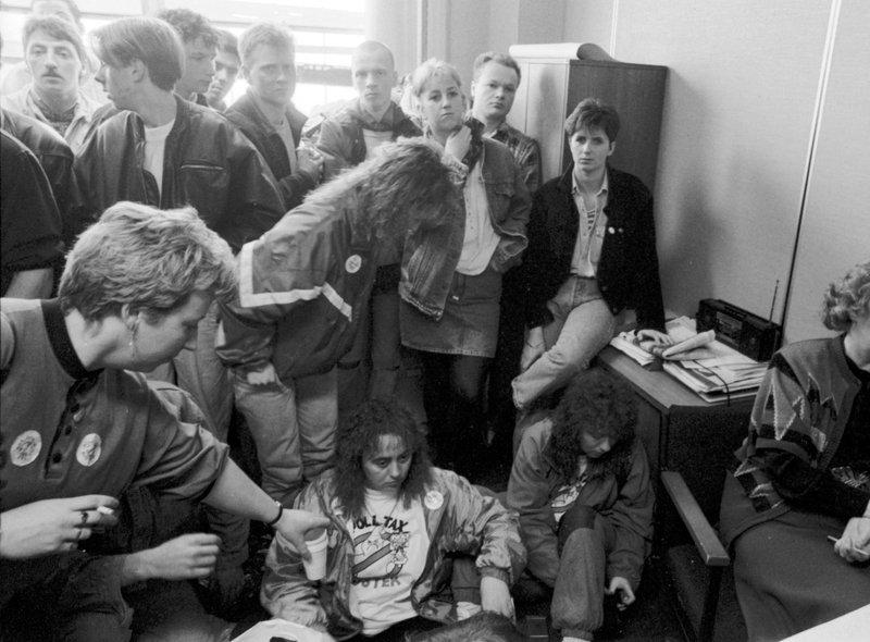 Protesters from the Anti-Poll Tax Federation demonstrate at the offices of Strathclyde Regional Council leader Charles Gray in April 1990.