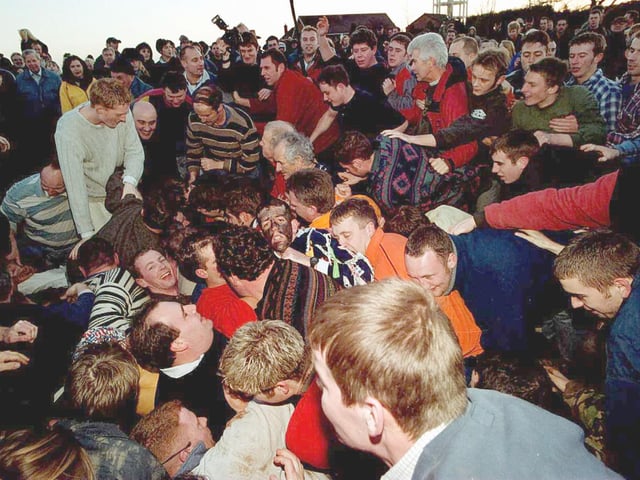 Local pub teams battled it out as they battle for possession of the Haxey Hood in 2000