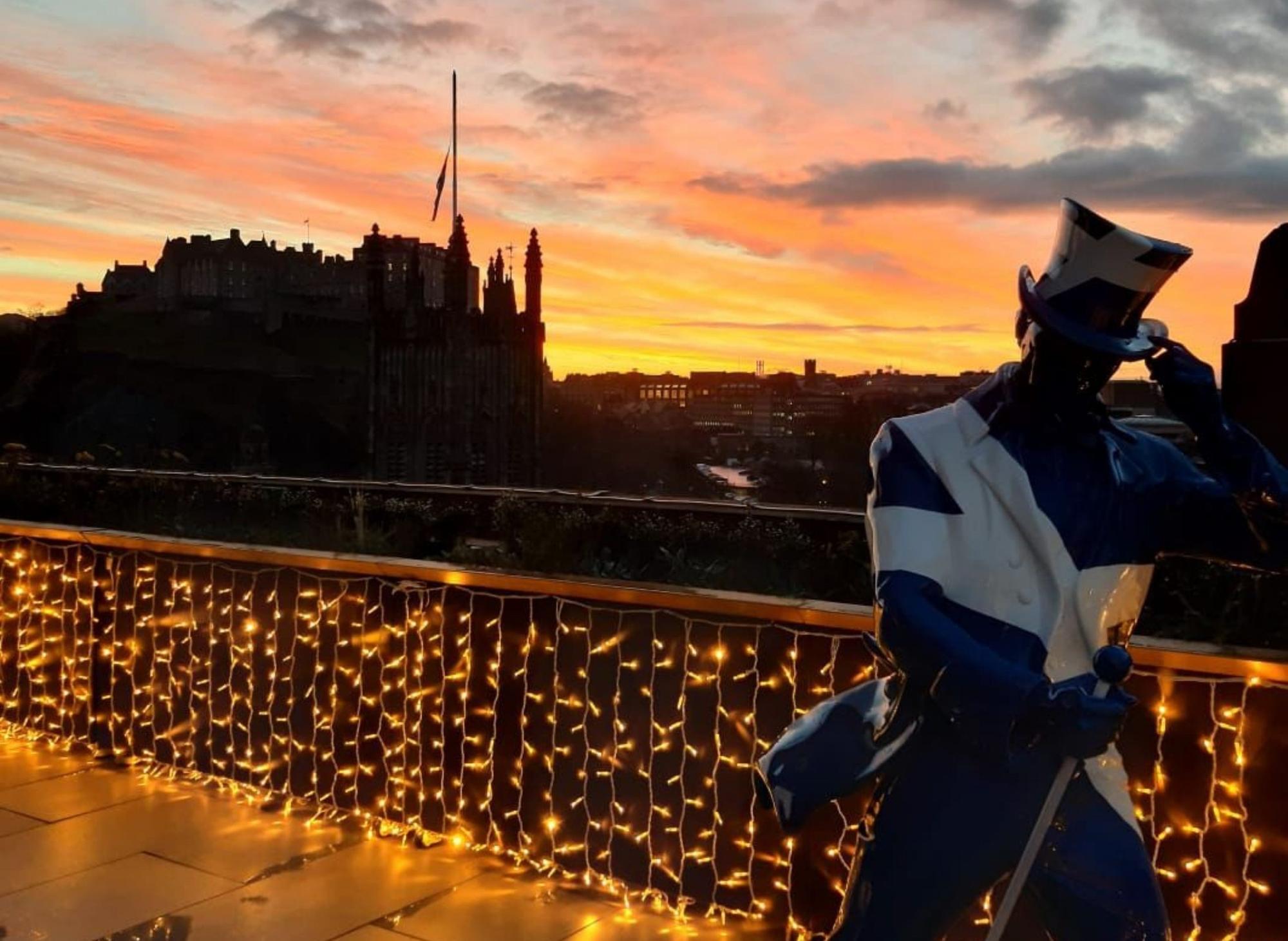 The Johnnie Walker Experience in Princes Street should not be overlooked for the incredible views it offers. The 1820 rooftop bar has breathtaking panoramic views of the Capital, including Edinburgh Castle.
