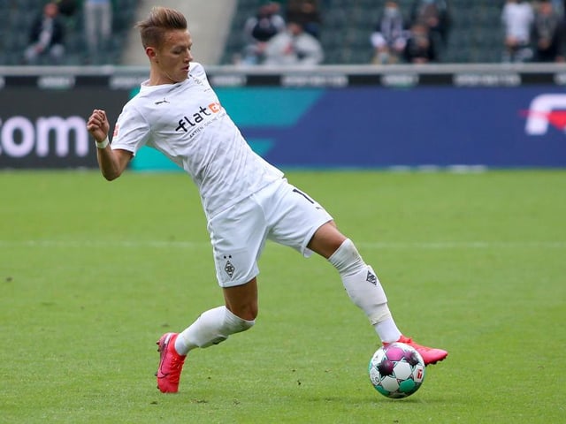 Borussia Monchengladbach are looking to move on Celtic-linked Hannes Wolf in January. Reports in Germany state the player has “no prospects” at the club. He has previously been touted as a target for Celtic, as well as teams in Turkey and Austria. The 22-year-old has started just two league matches this season for Monchengladbach who paid a reported €9m for. (Bild)