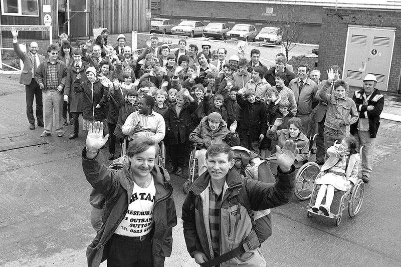 Kirkby Bentinck Colliery charity walkers pictured in 1986 - can you spot anyone you know?