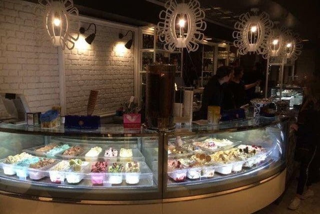 Chilled Out Gelato is back open for eat in and with opening hours of noon to 9pm, Tuesday to Sunday, it's perfect for a late night ice cream.