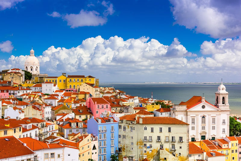 Explore Portugal's hilly capital city with directs flights from Glasgow beginning being serviced by easyJET. You'll enjoy stunning food and finding out about Lisbon's rich history. 