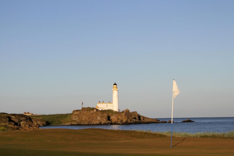 The first record of a golf competition for women only was on January 9, 1811. The tournament was held in Musselburgh and was open to wives of fishermen living in the town, and in neighbouring Fisherrow.