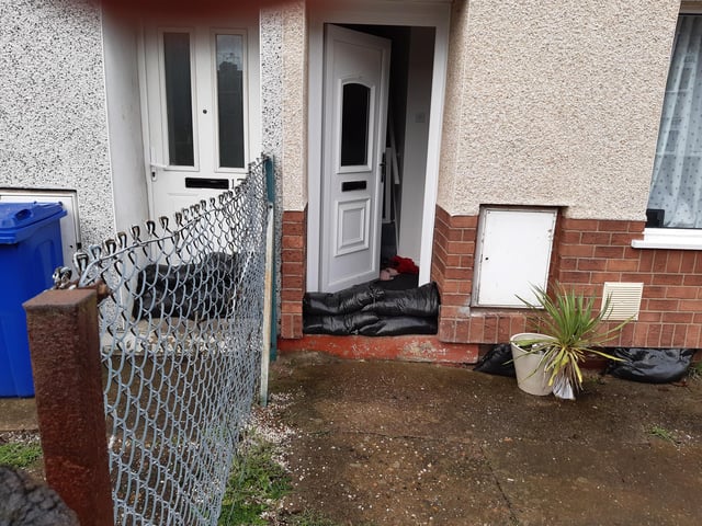 Sandbags in place on Frank Road, Bentley. But the resident here said said they thought they needed more