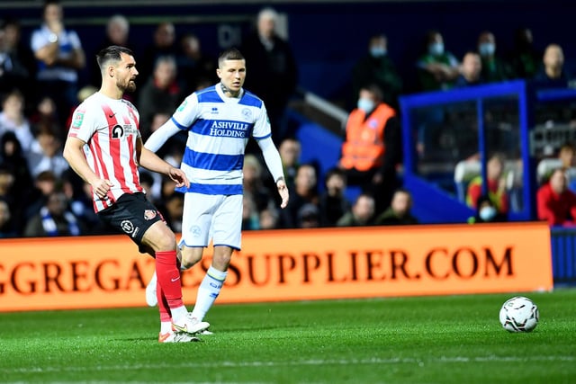 Bailey Wright's experience has been valuable since Sunderland switched to playing with three centre-backs.