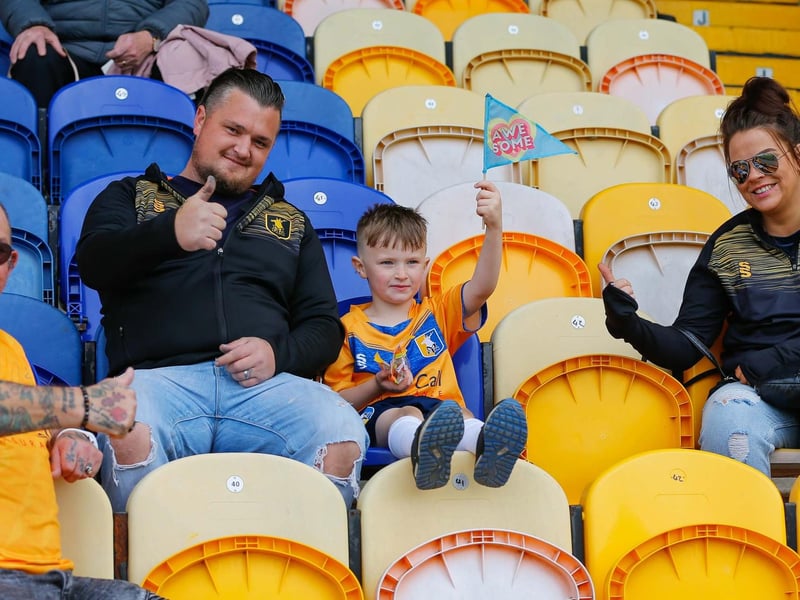 Mansfield Town fans before the match with Harrogate.