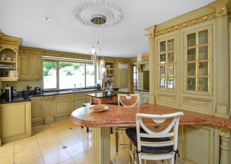 Here is what the kitchen looks like.