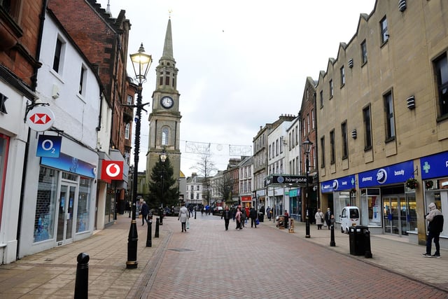 Falkirk High Street on day one of mainland Scotland Lockdown Two. (Pic: Michael Gillen)