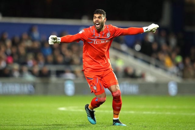 Brentford have rejected a number of bids around the £10m mark for goalkeeper David Raya from Arsenal. The Gunners are looking for a replacement for Emi Martinez but the Bees are adamant they won't sell this summer. (The Guardian)