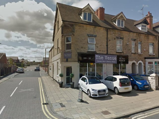 Given five stars by 27 reviews. One of the reviews said: "If you're looking for a hairdresser that listens and delivers, look no further."