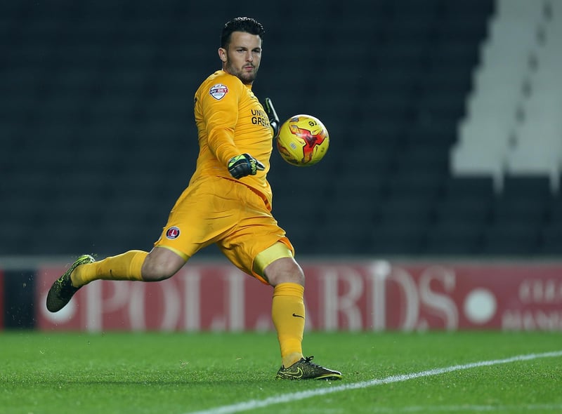 Ex-Charlton Athletic keeper Stephen Henderson is back training with the club after being released by Crystal Palace. The 33-year-old played for the Addicks between 2014 and 2016. (The 72)
