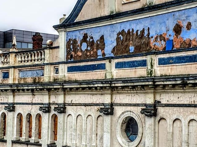 Now all that reamins of the theatre is an empty shell