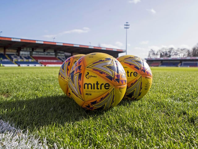 Ross County are closing in on signing Blackburn Rovers goalkeeper Joe Hilton. The 21-year-old is on the verge of signing a deal that will take him to Dingwall on loan until the end of the season after Ross Doohan was recalled by Celtic (Daily Record)