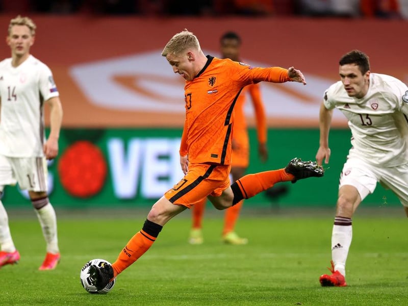 Manchester United are prepared to offer Donny van de Beek in a swap deal for Juventus ' Adrien Rabiot. (Tuttosport)
(Photo by Dean Mouhtaropoulos/Getty Images)