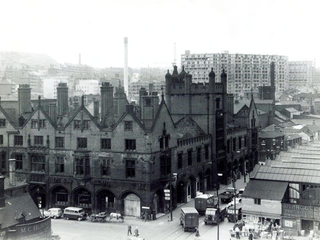 The Old Corn Exchange, Sheffield, showing the new Park Hill flats in the background, and part of the wholesale fruit market, in 1959.