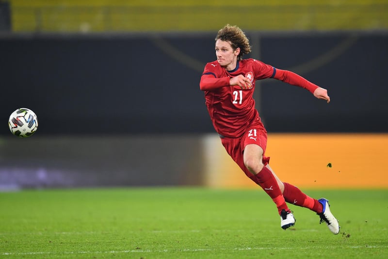 West Ham could be set to make a move for Spartak Moscow midfielder Alex Kral. He'll be lining up alongside Hammers ace Tomas Soucek against England at Euro 2020 this summer, and the pair previously played together at Slavia Prague. (Sky Sports)