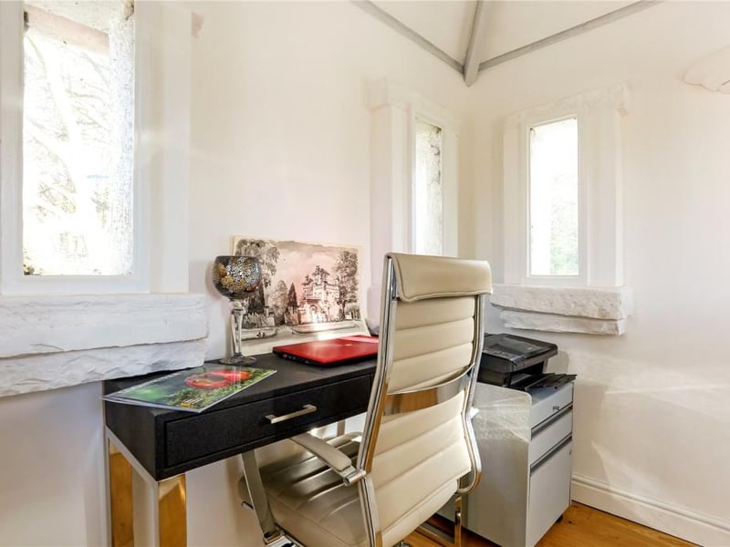 The top level of the tower has a space to work on your laptop and enjoy the stunning beautiful extensive views.