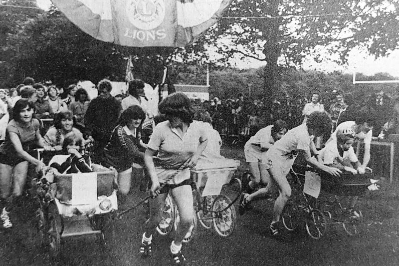 If you grew up in Kircaldy you'll know that the Beveridge Park Pram Race was one of the year's social highlights.