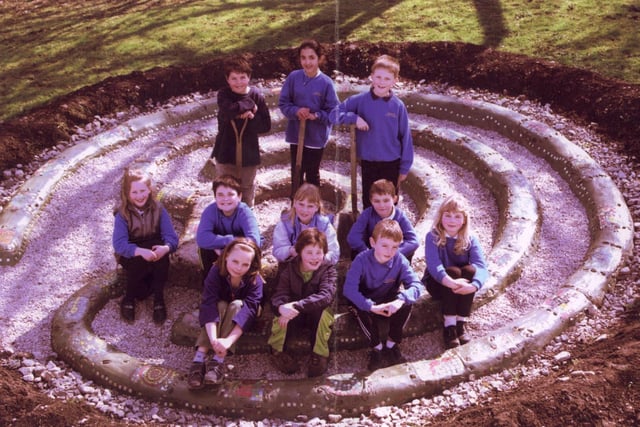 Children from Bradwell junior school with the foundation for their Labyrinth in 2000