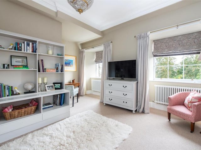 Bedroom 4 / Sitting room.