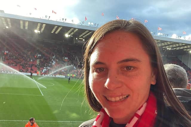Sheffield boxer Nicola Hopewell is a big Blades fan