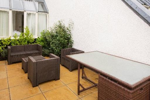 Roof terrace.