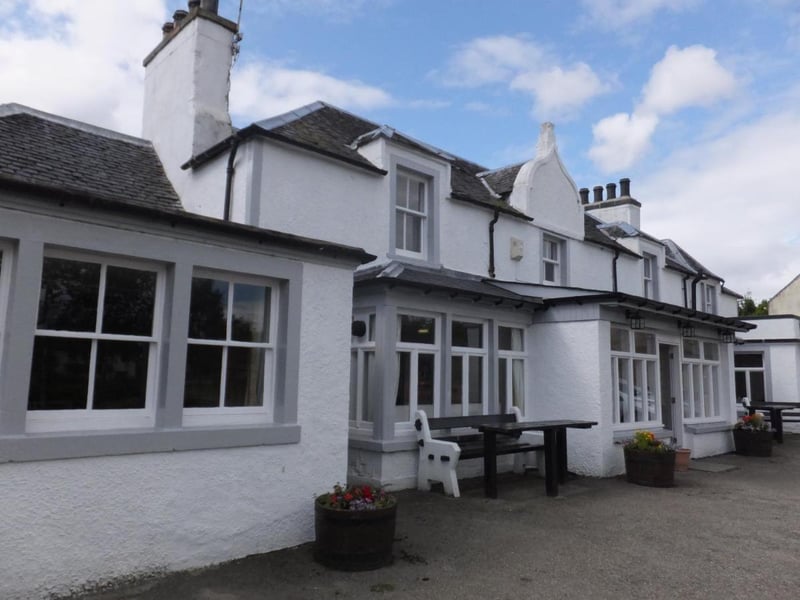 The Novar Arms Hotel is set in the beautiful Highland village of Evanton. A scenic walk from the village takes you to Black Rock Gorge - the narrow canyon Harry is chased into during the dragon challenge in the Triwizard Tournament in Harry Potter and the Goblet of Fire.