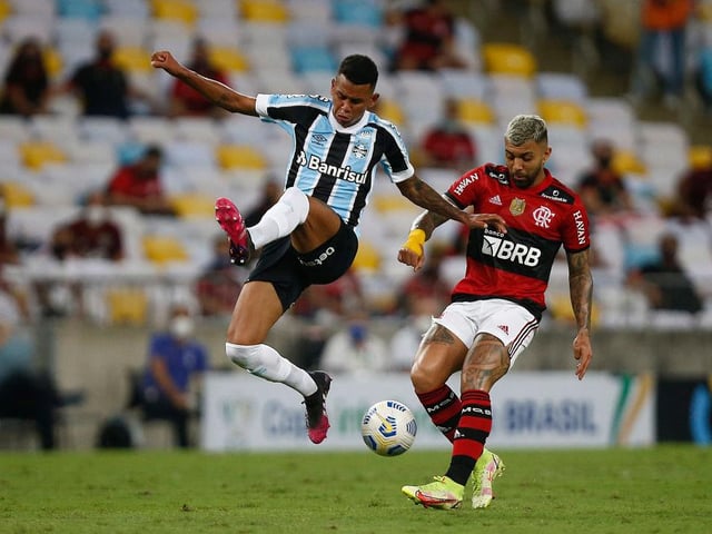 Celtic are believed to be keen on Gremio midfielder Fernando Henrique - who would cost in the region of £3.5m - according to reports in Brazil (Daily Record)