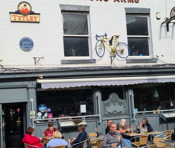 The Masons Arms, 22 Market Place, Doncaster DN1 1ND. Rating: 4.3 out of 5 (based on 327 Google Reviews). "Excellent pub. Warm, welcoming and friendly. A great atmosphere and superb beer awaits you."