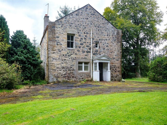 Castle Cottage.