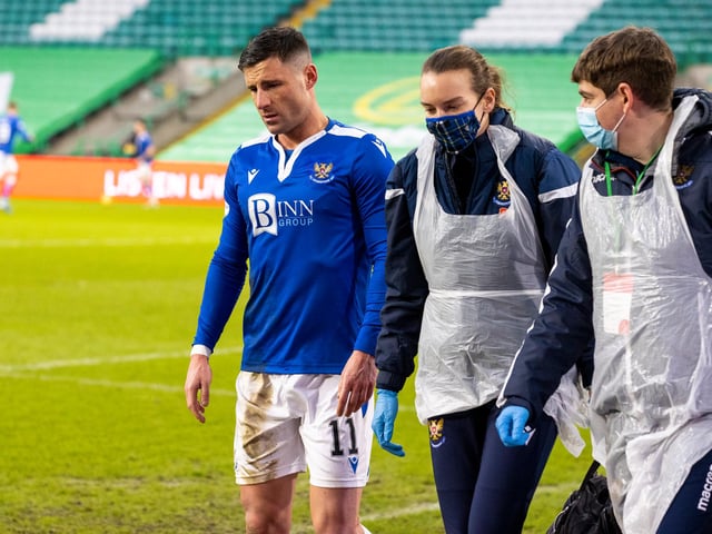 St Johnstone manager Callum Davidson has absolved Celtic captain Scott Brown of any blame for the injury Michael O’Halloran suffered in Sunday’s draw between the two teams. The incident between the players was studied by the Scottish FA before it was decided not to take action. Davidson reckons the injury was due to the way the player fell. (Scottish Sun)