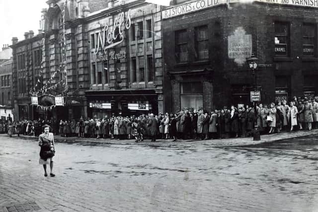 Huge queues outside the Hippodrome, Sheffield