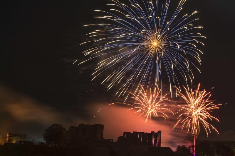 The brilliant Kenilworth Round Table Fireworks will take place on November 4, 2023. This is a bonfire night with a good cause as organisers will be raising tens of thousands of pounds for local good causes. Tickets are now up for sale. (Photo - Steven Barnett) 