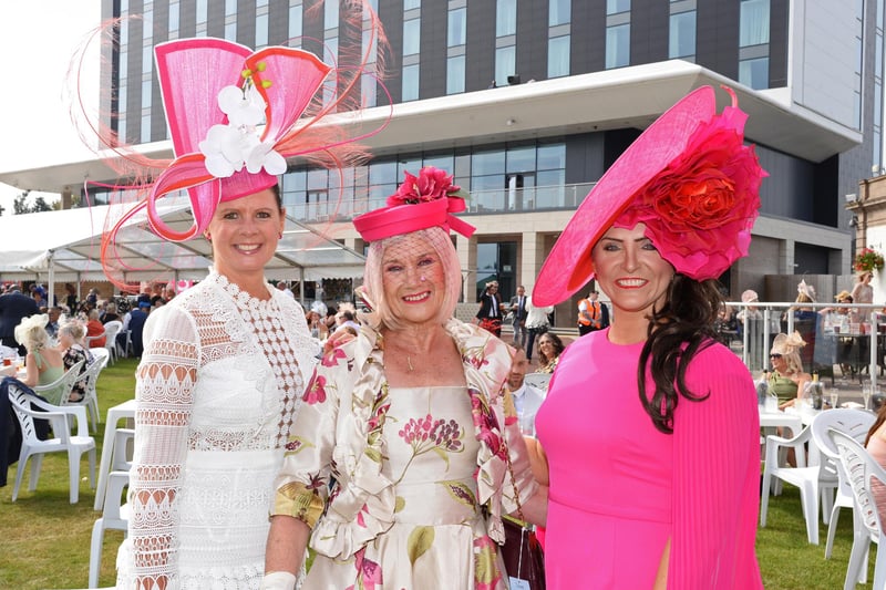 St Leger Festival, Ladies Day 2021. Maria Cheslin, Judith Beckett and Rachael Walsworth