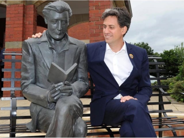 Mexborough born Poet Laureate Ted Hughes had his sculpture in his home town unveiled by Ed Miliband.